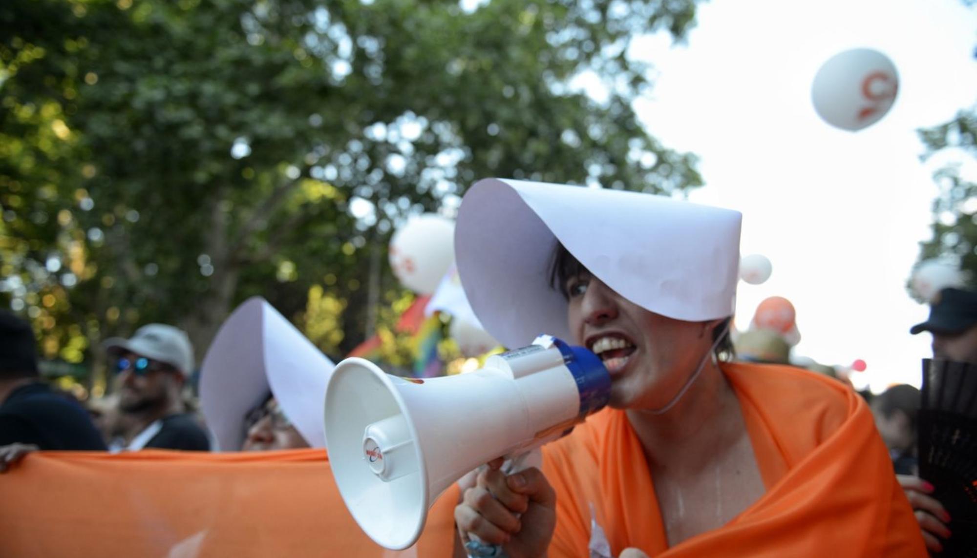 Protesta contra la carroza de Ciudadanos durante el orgullo Mado de 2019.