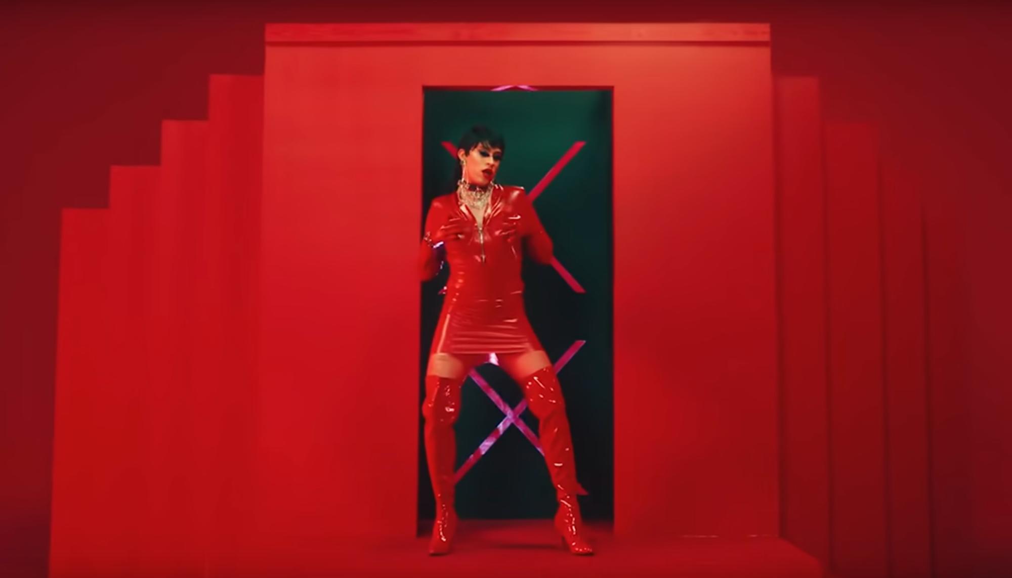 Bad Bunny perreo sola