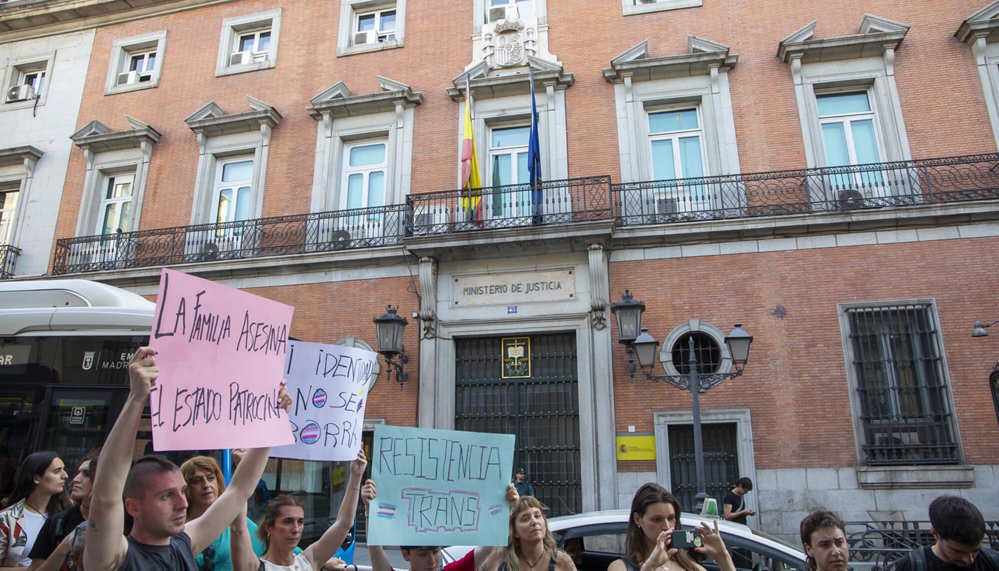 Concentración Derechos Trans fallecidas Ministerio - 3