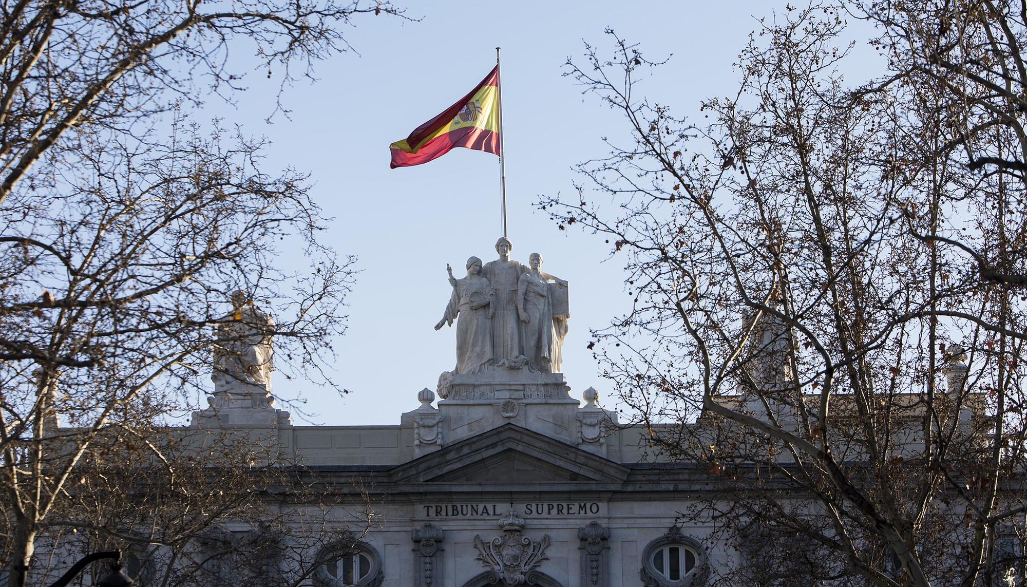 Tribunal Supremo bandera