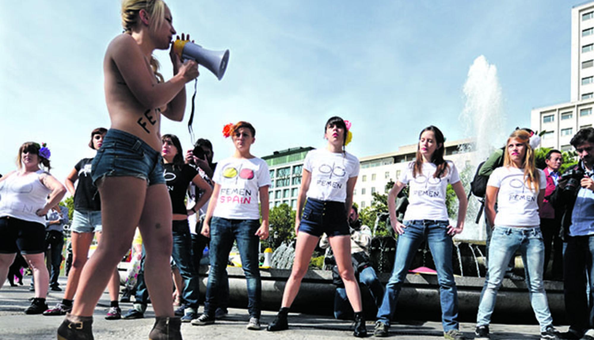 femen 12 octubre 2013