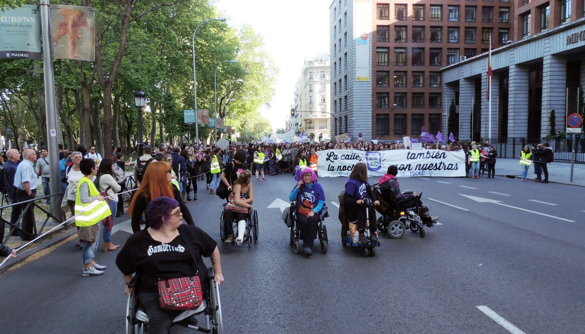 Manifestación feminista manada ela 7