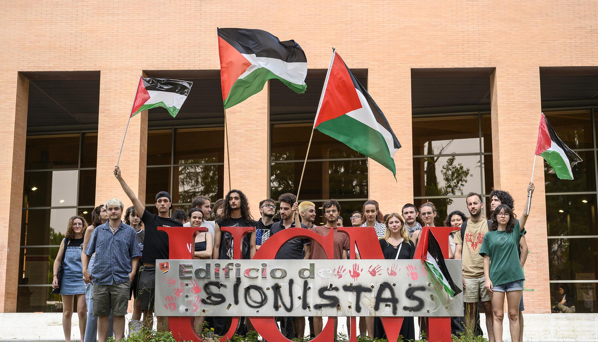 Fin acampada Complutense palestina