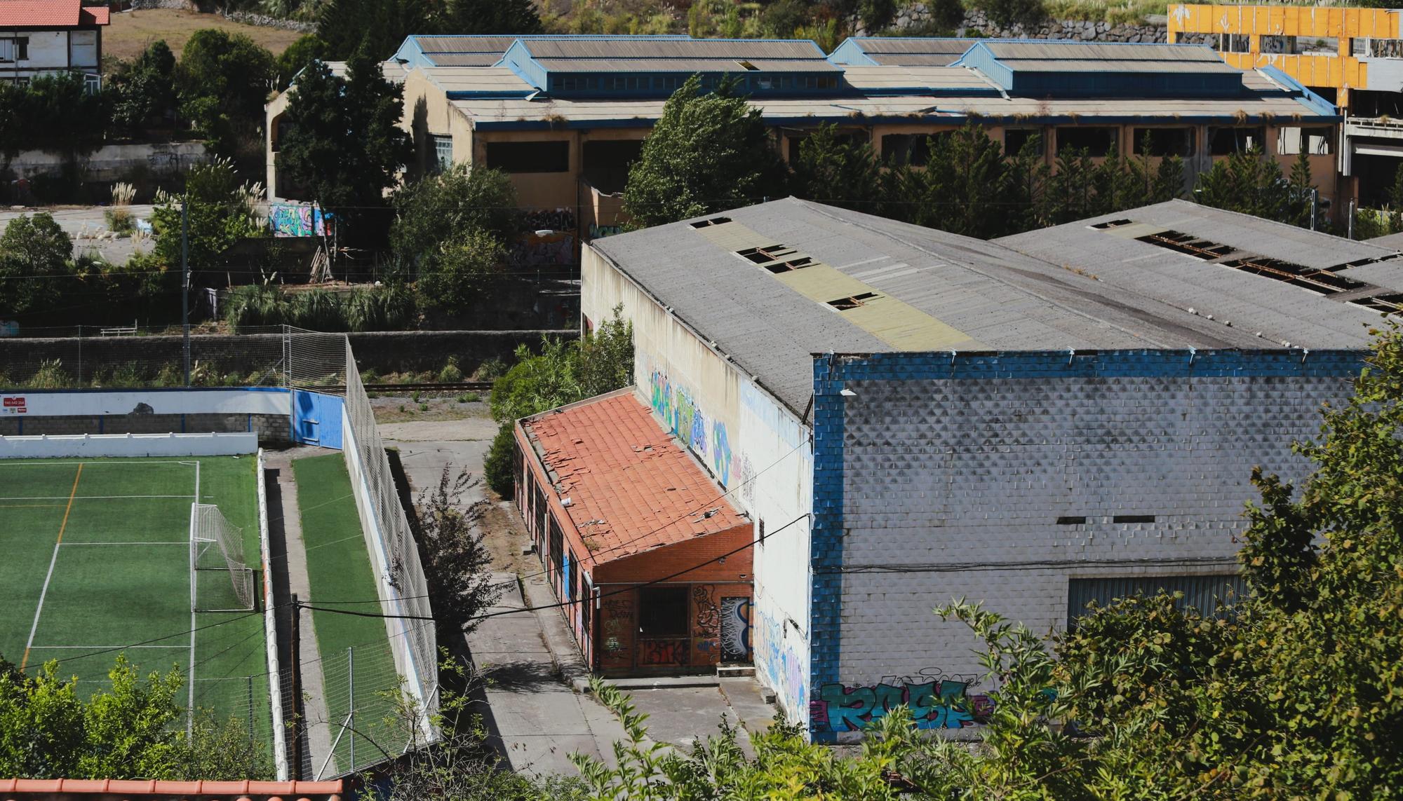 El espacio donde la empresa quiere poner el polígono de La Barguilla, junto al campo de futbol municpal