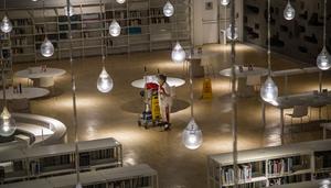 Las bibliotecas municipales de Barcelona van a la huelga indefinida