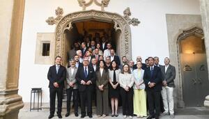 El PP impulsa una plataforma para reclamar el fin de la concesión de la AP-9 que Aznar blindó hasta 2048