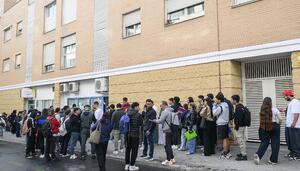 Presentan una app gratuita para guiar a personas y entidades en el proceso de regularización