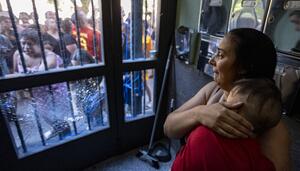 Presentan el primer informe que solicita la paralización del desahucio de una menor por motivos educativos