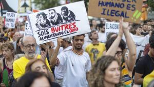 El movimiento antirracista eleva su voz ante la instrumentalización y represión de las personas migrantes