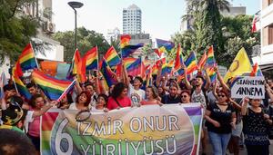 Las claves que explican la ofensiva de Erdoğan contra el colectivo LGTBIAQ+ que ha llevado a 160 detenciones