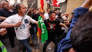 La Justicia no investigará el supuesto uso de armas ilegales por la extrema derecha en Granada