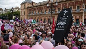 Después de las elecciones, toca rescatar la sanidad pública