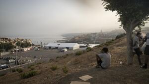 El Gobierno se hace con el control del puerto de Ceuta para instalar carpas de atención a migrantes