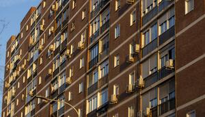 Cuando ni la propiedad puede salvarte: el “Caso Banús” y la vuelta de tuerca de la espiral inmobiliaria