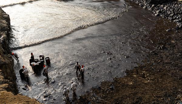 derrame petroleo repsol peru - 1