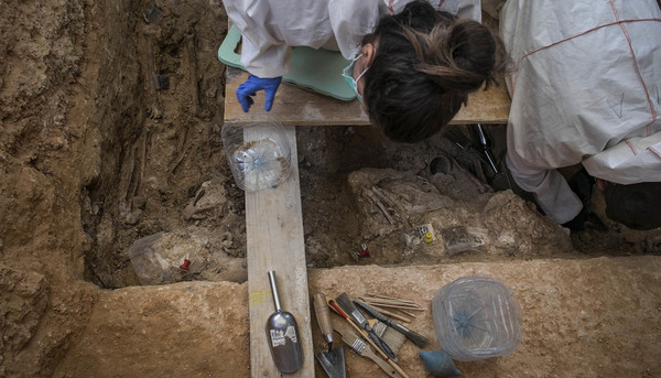 Exhumación Paterna 1