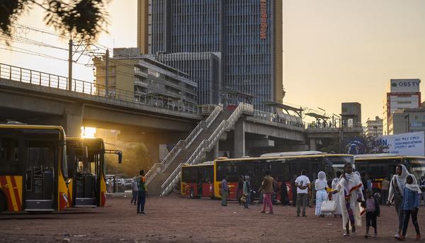 Addis Abeba estacion de autobuses Etiopia