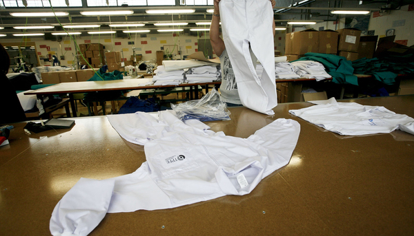 Taller costura cárcel