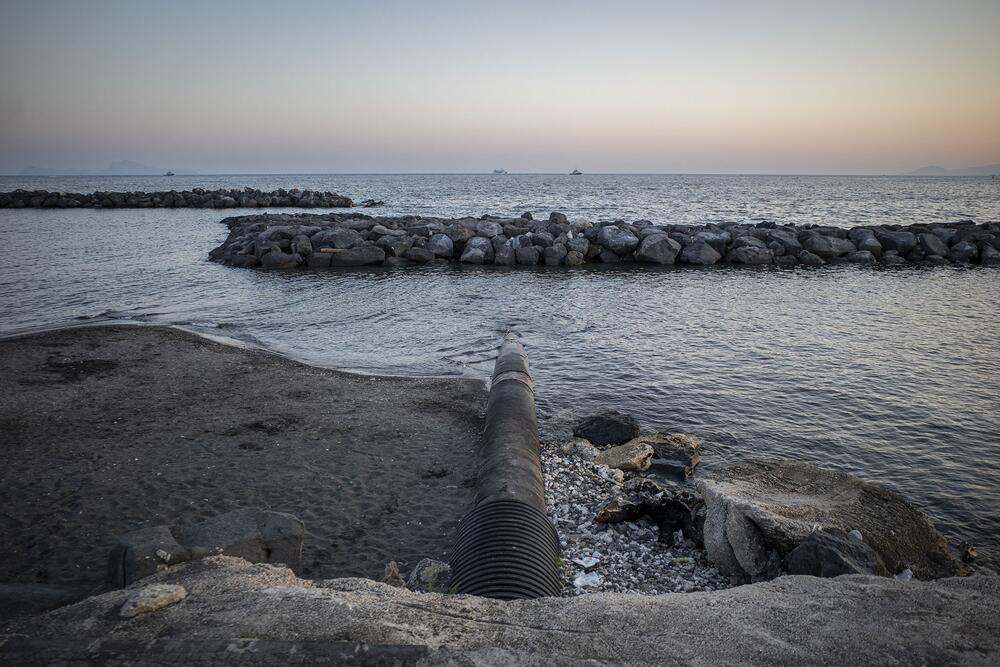 OVERTOURISM. Da Napoli a Tenerife: quando il turismo divora le sue coste