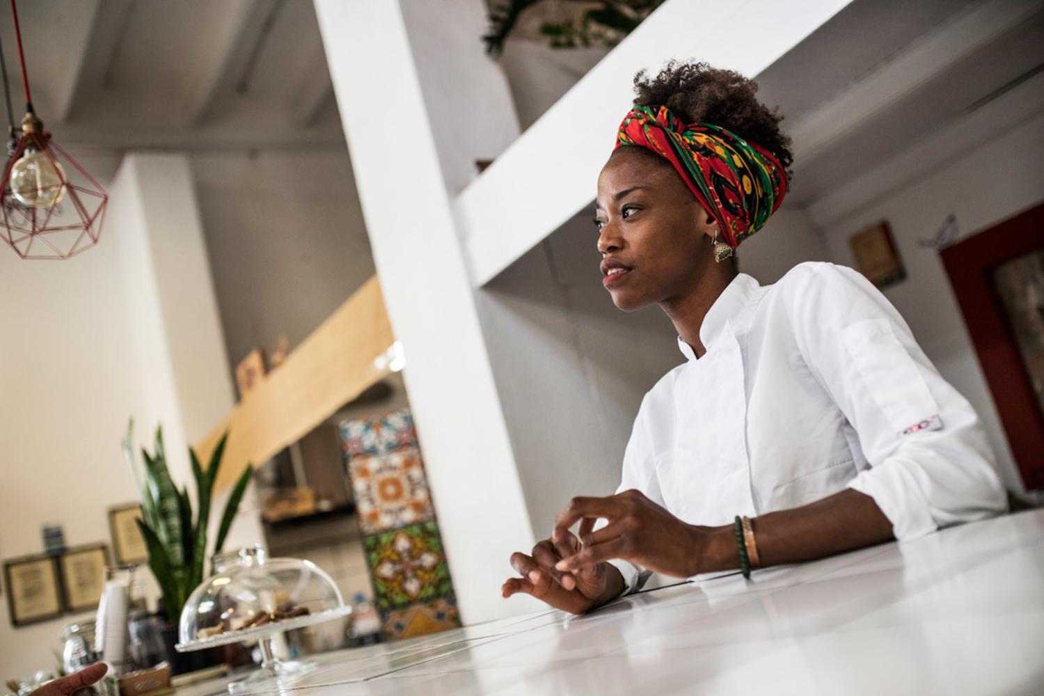 España no es (solo) blanca Lorena Delgado, la chef que habla con los