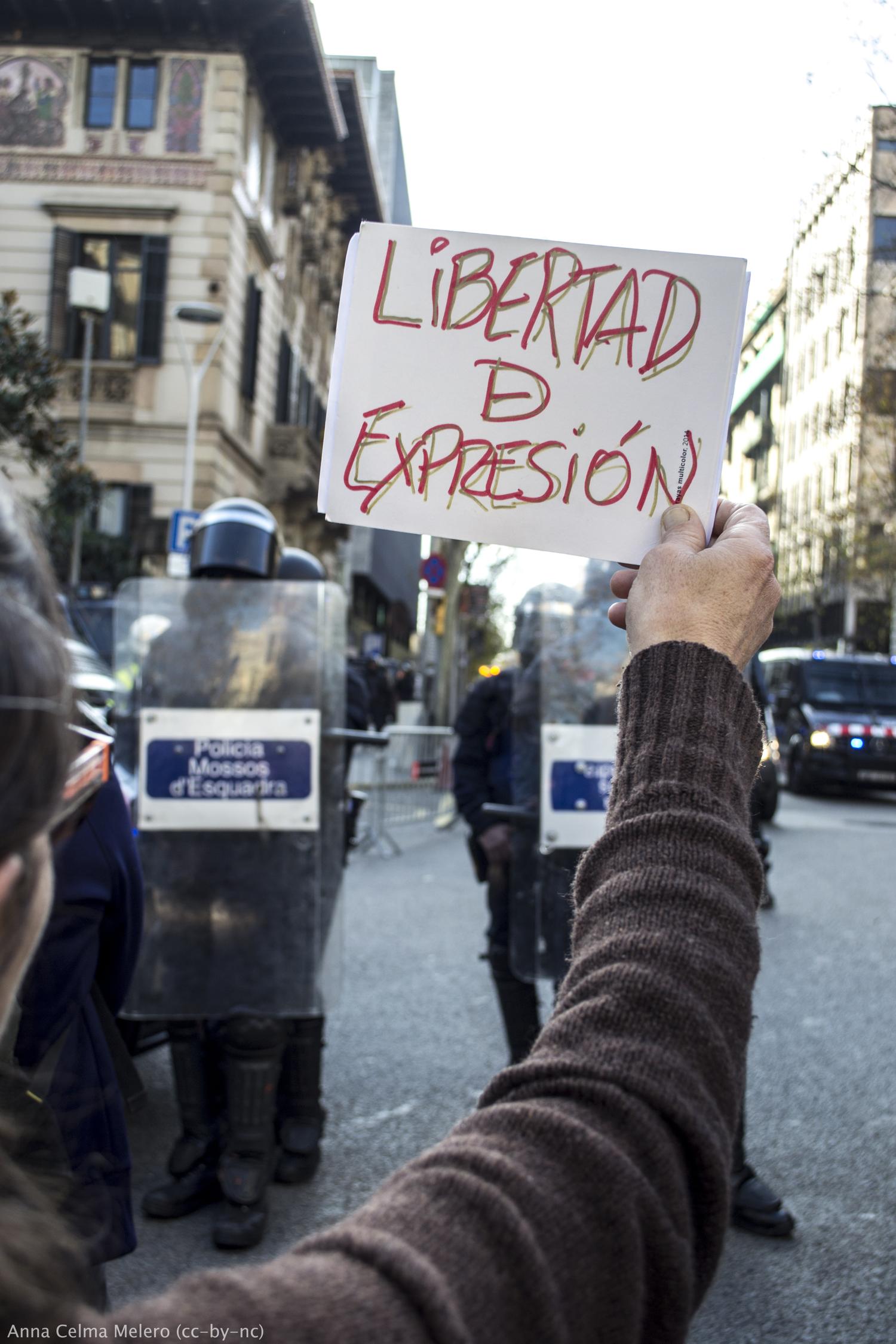 leyes-mordaza-amordazar-la-ley-mordaza-comentario-de-la-instrucci-n
