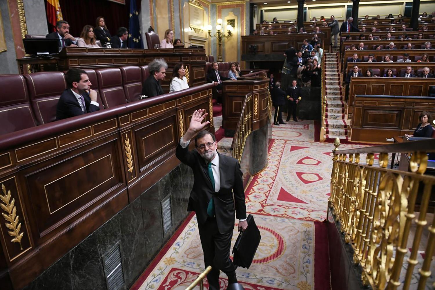 https://www.elsaltodiario.com/uploads/fotos/r1500/9ab857af/Mariano_Rajoy_Adios_Dani_Gago.jpg?v=63701395150