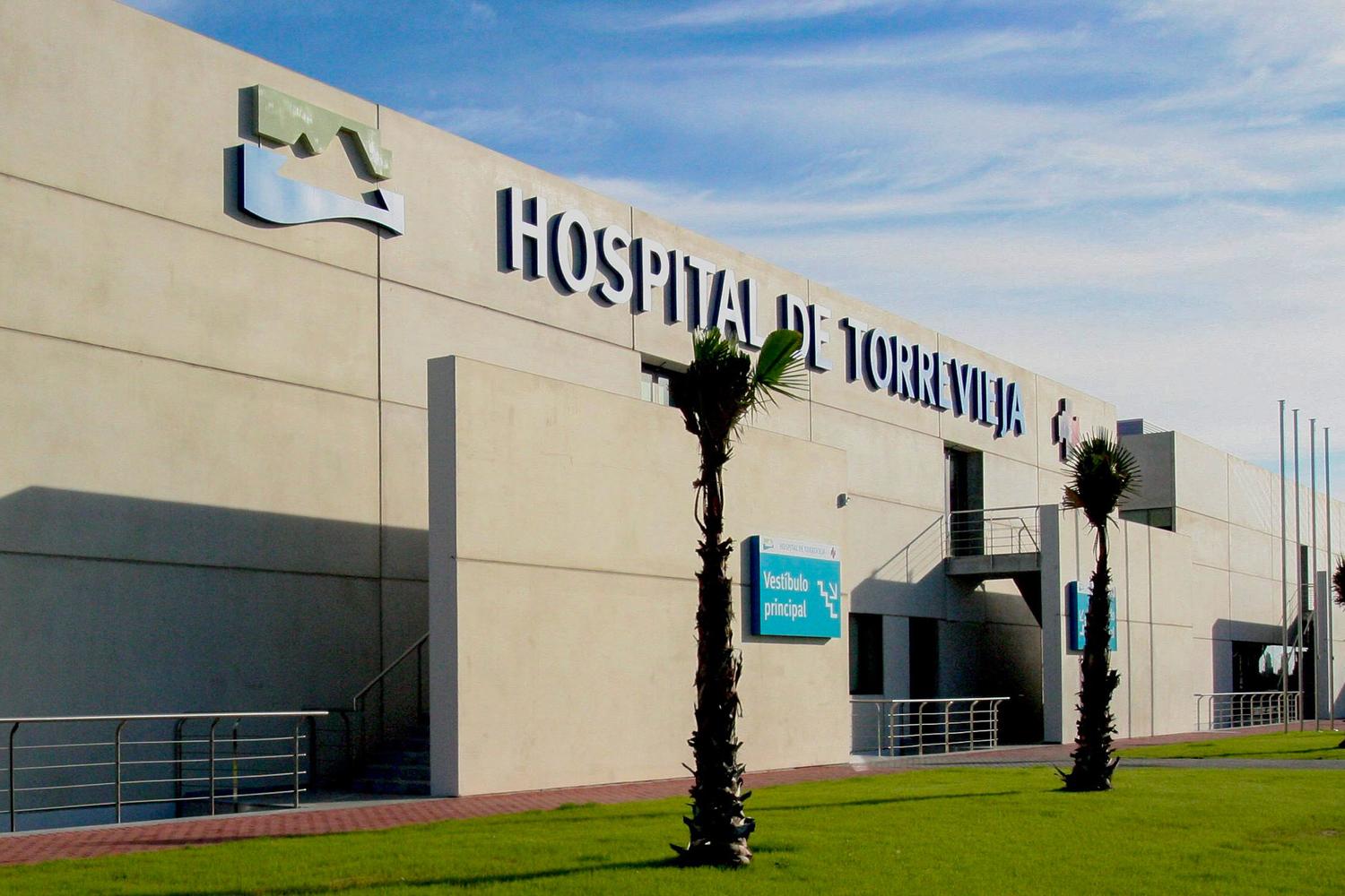 https://www.elsaltodiario.com/uploads/fotos/r1500/c17d24e5/Recurso_Hospital-de-Torrevieja-e1581935262810.jpg?v=63755826302