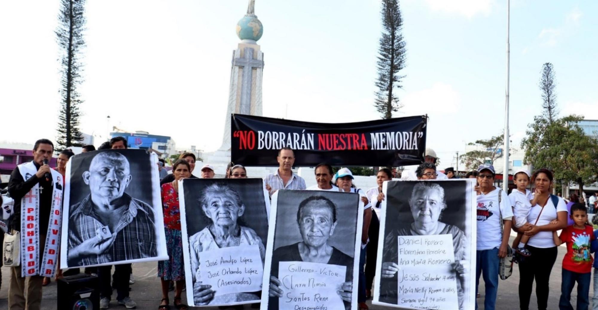 Movilización por la recuperación de la memoria histórica en El Salvador.