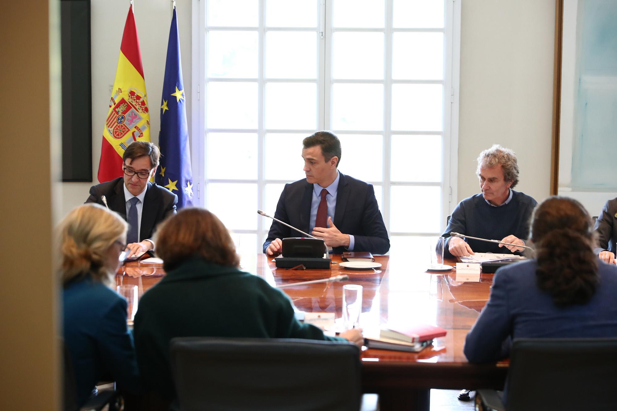 Pedro Sánchez preside la reunión interministerial para la coordinación de la respuesta al coronavirus II