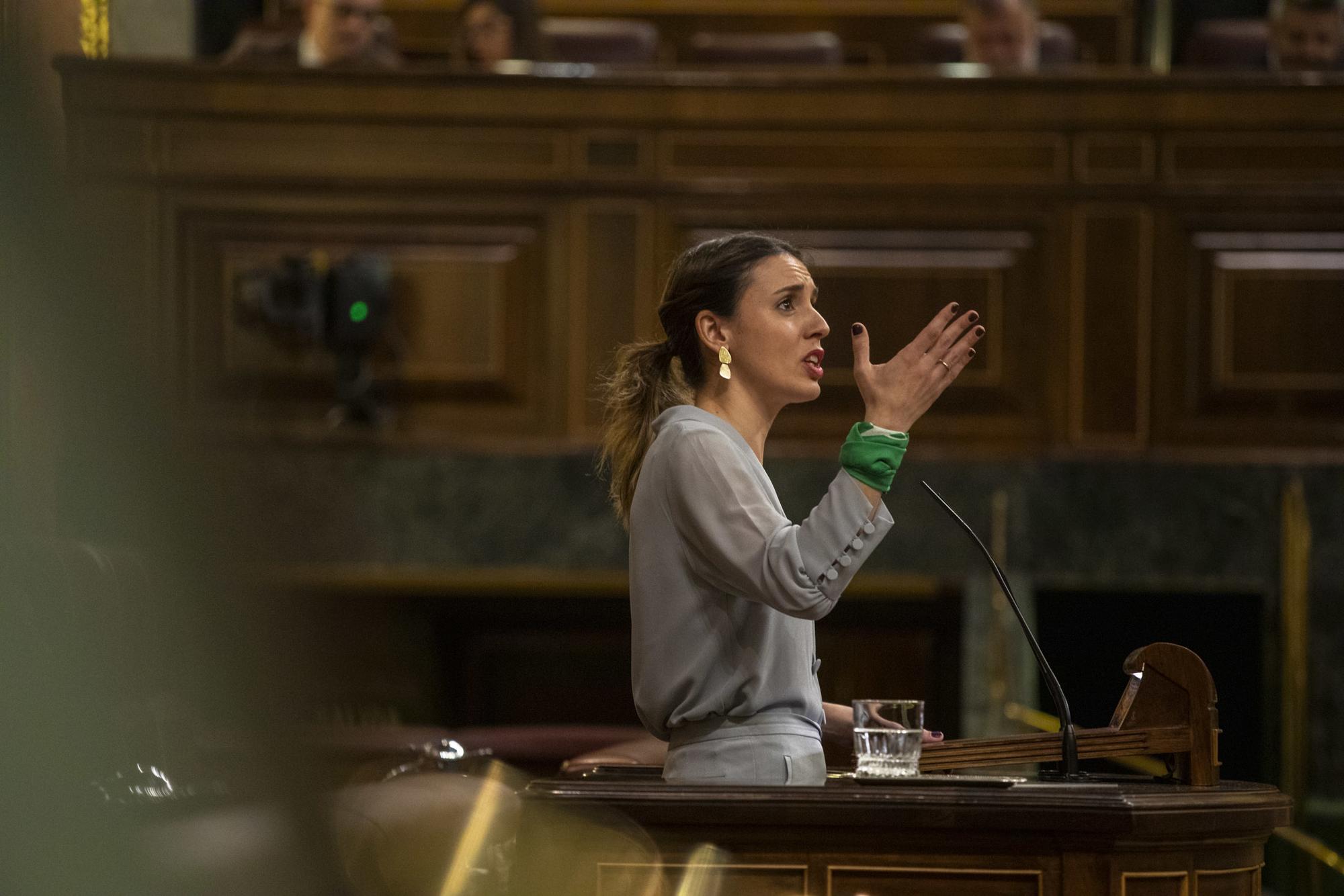 Congreso votacion Ley trans reforma aborto - 15 Irene Montero Tribuna