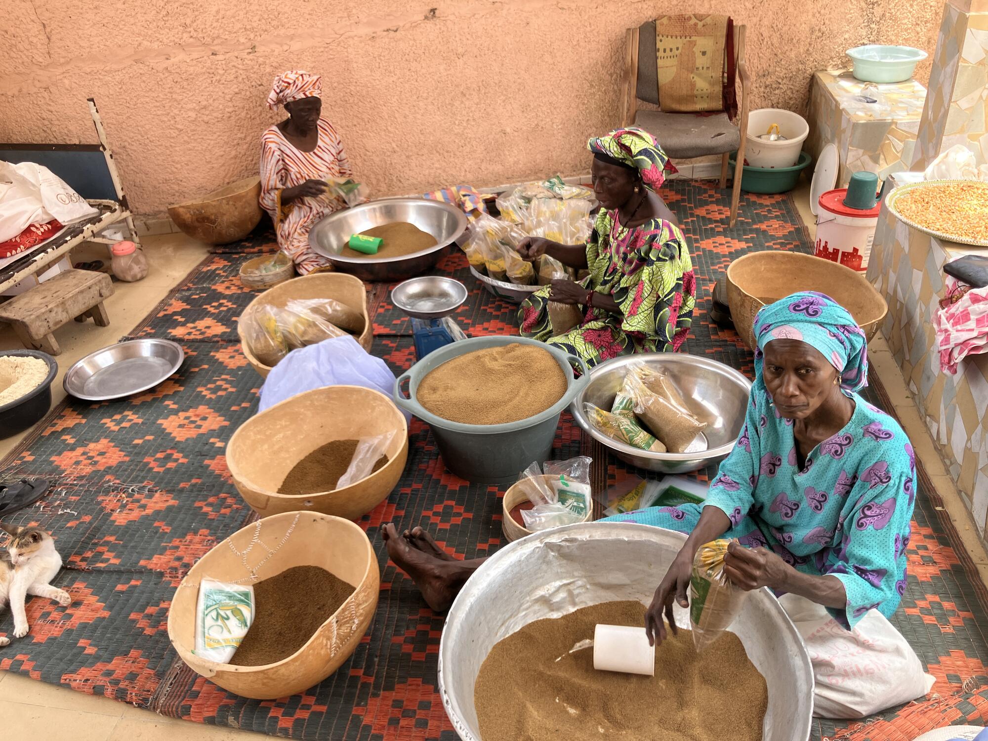 Mujeres productoras en la Maison de la Femme de Malika (Dakar, Senegal)