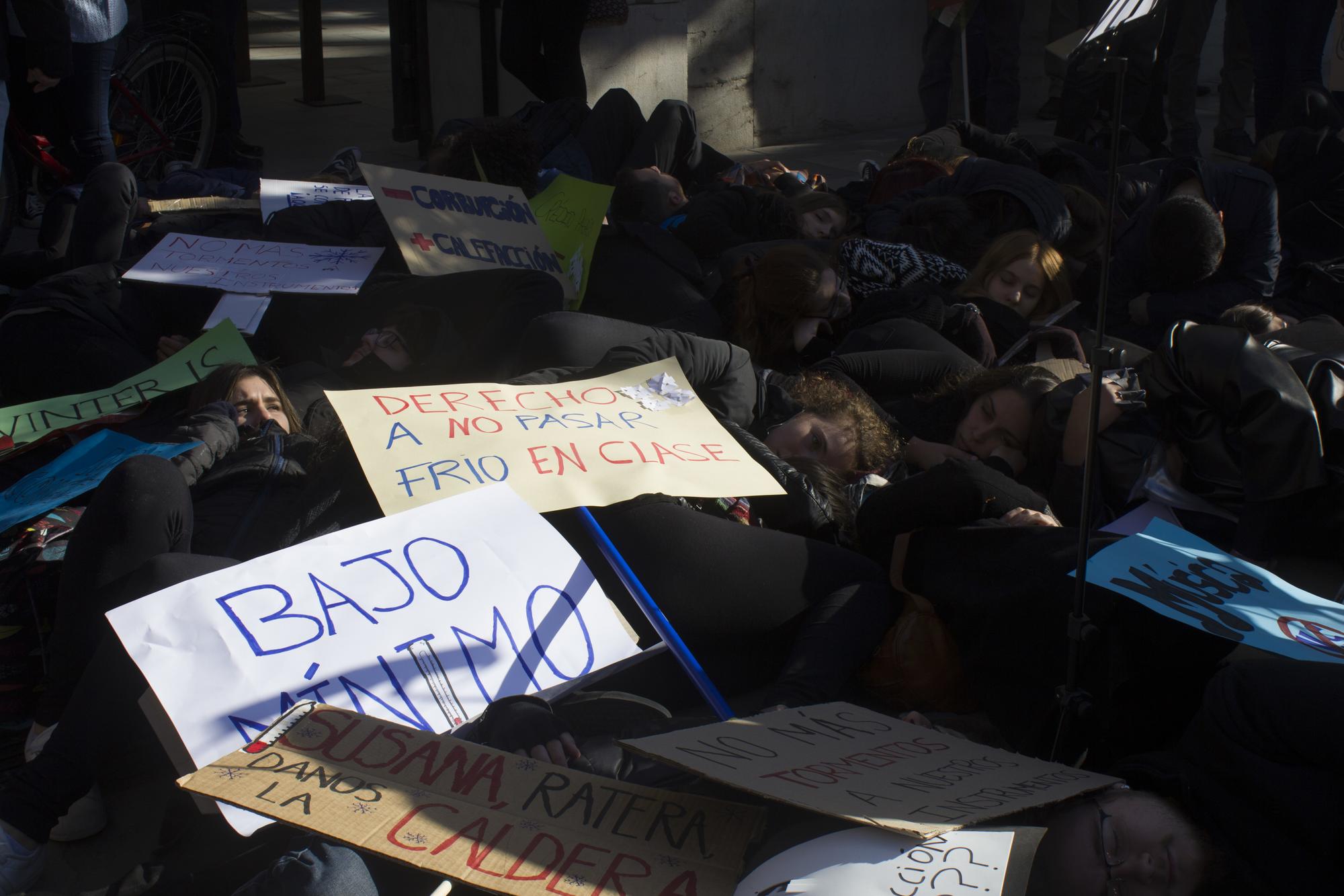 Protesta Conservatorio Granada, suelo