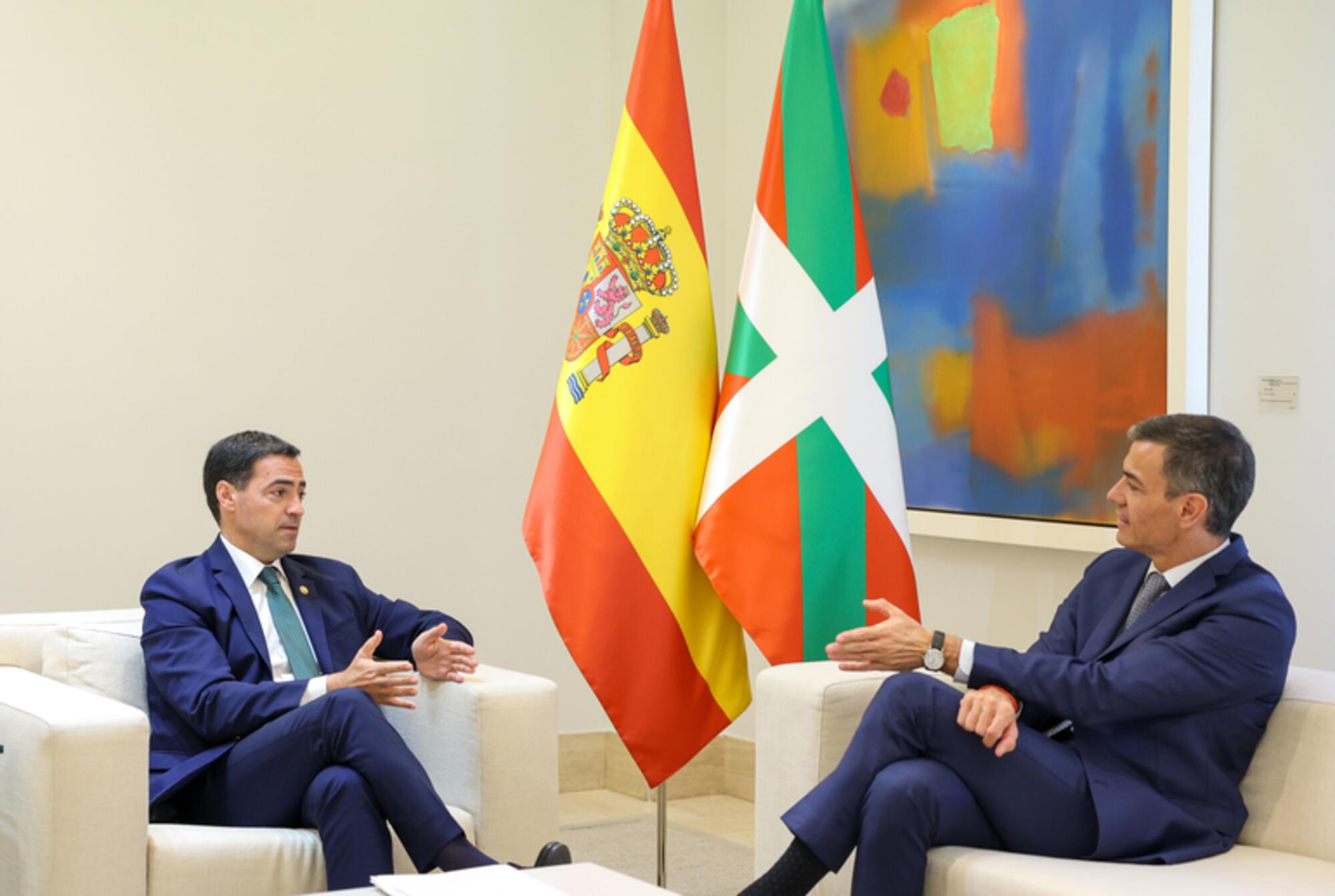 Imanol Pradaes Pedro Sanchez