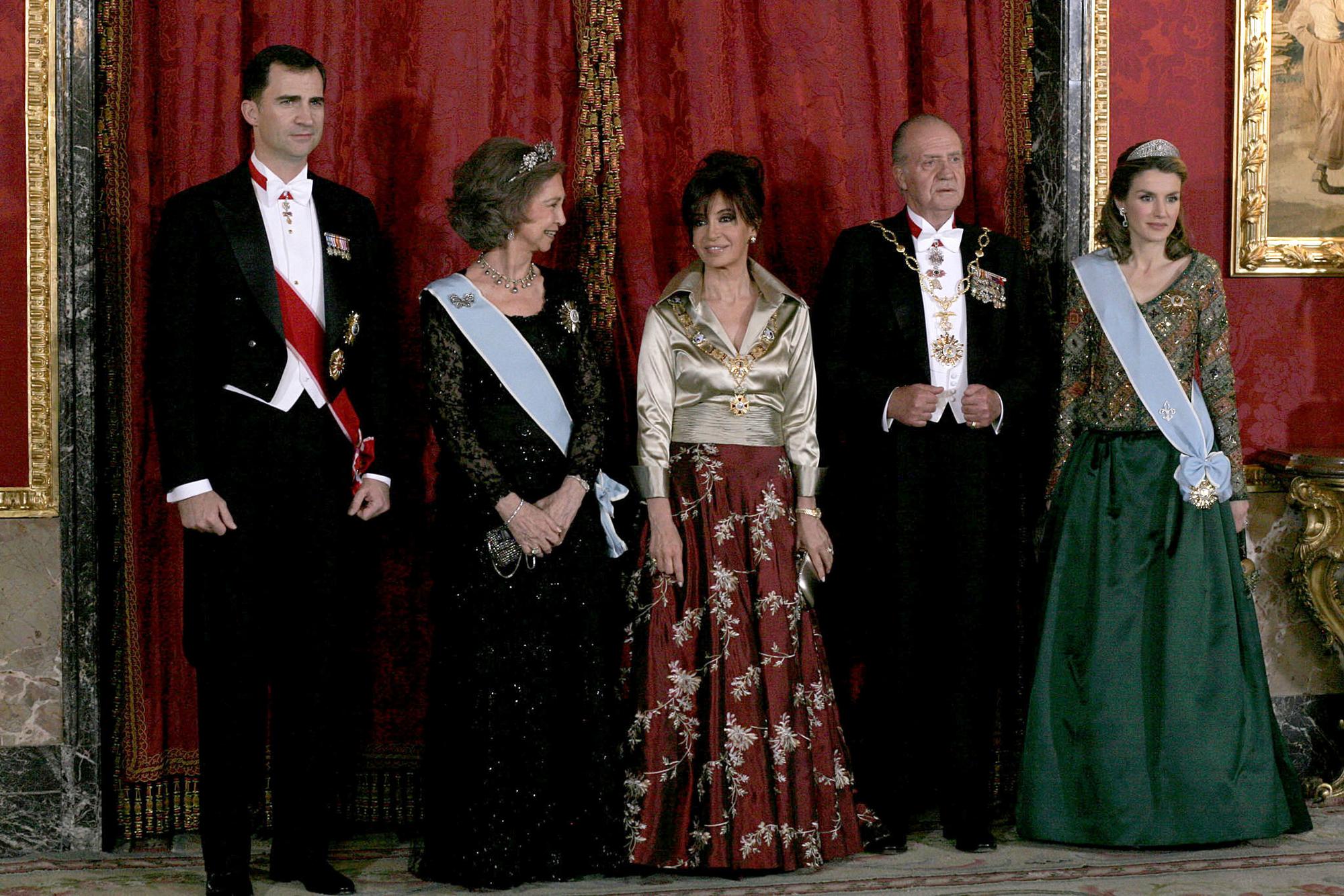 Cristina Fernández de Kirchner reyes Juan Carlos Letizia Felipe VI