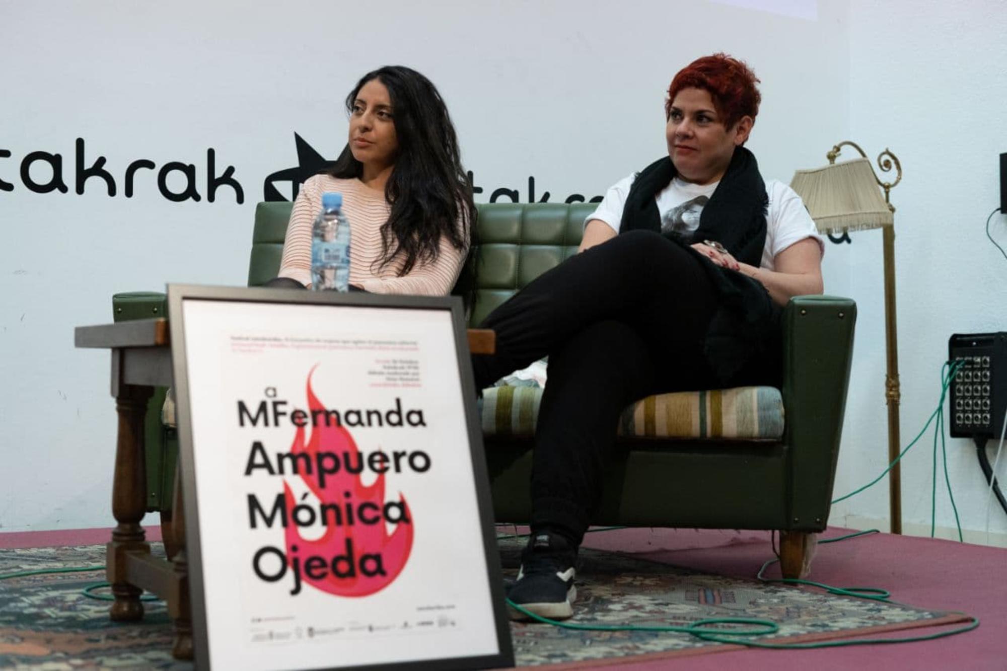 María Fernanda Ampuero y Mónica Ojeda en el Festival Letraheridas, celebrado en el centro social Katakrak de Iruñea