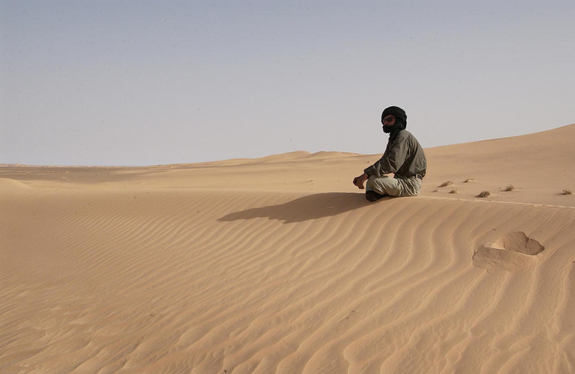 Desde el inicio de las pruebas nucleares, Francia estableció una política de enterrar todos los residuos de sus pruebas atómicas en las arenas del Sahara. Fuente: Naciones Unidas/Creative Commons