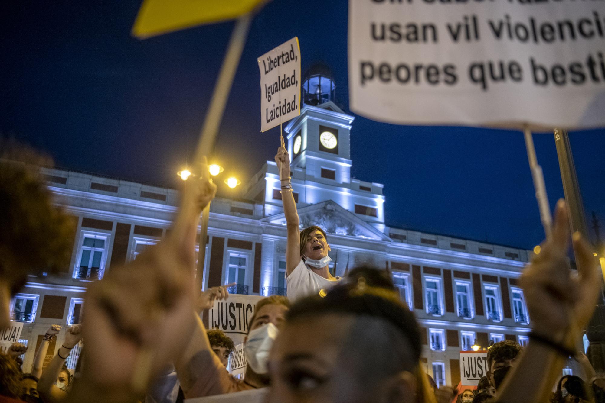 Que una mentira no calle tu verdad. Concentración en Madrid contra las agresiones homófobas. - 4