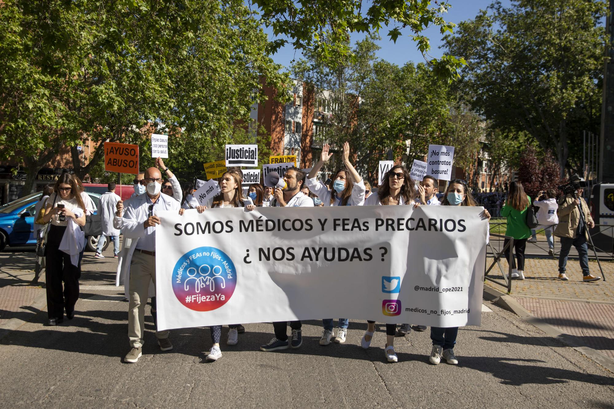 Huelga de medicos contra la temporalidad - 1