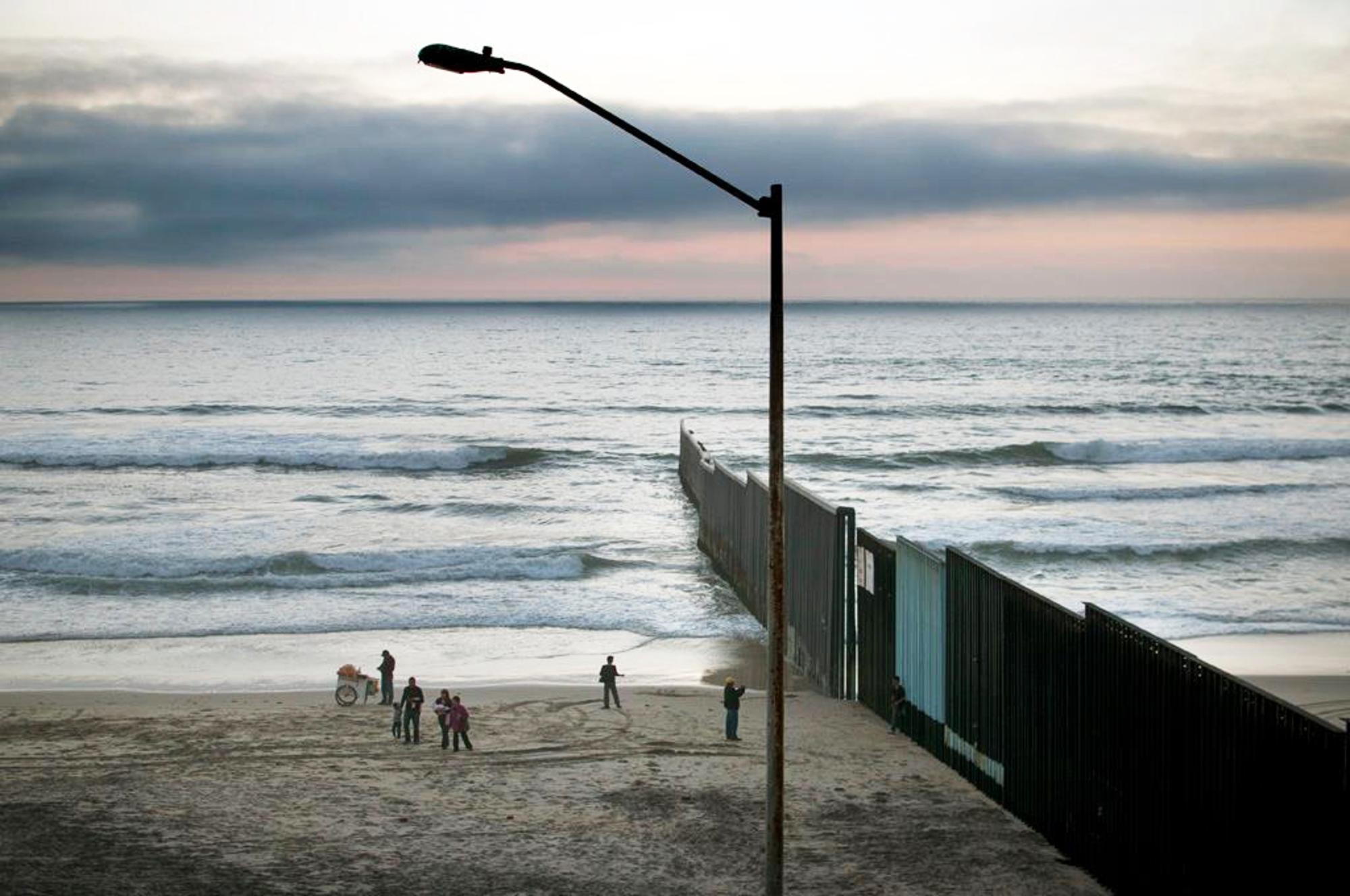 Muro fronterizo Estados Unidos-México