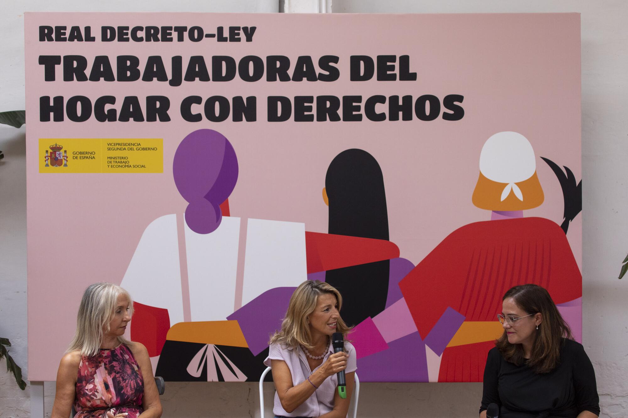 Acto Yolanda Diaz aprobacion decreto ley Trabajadoras hogar - 7