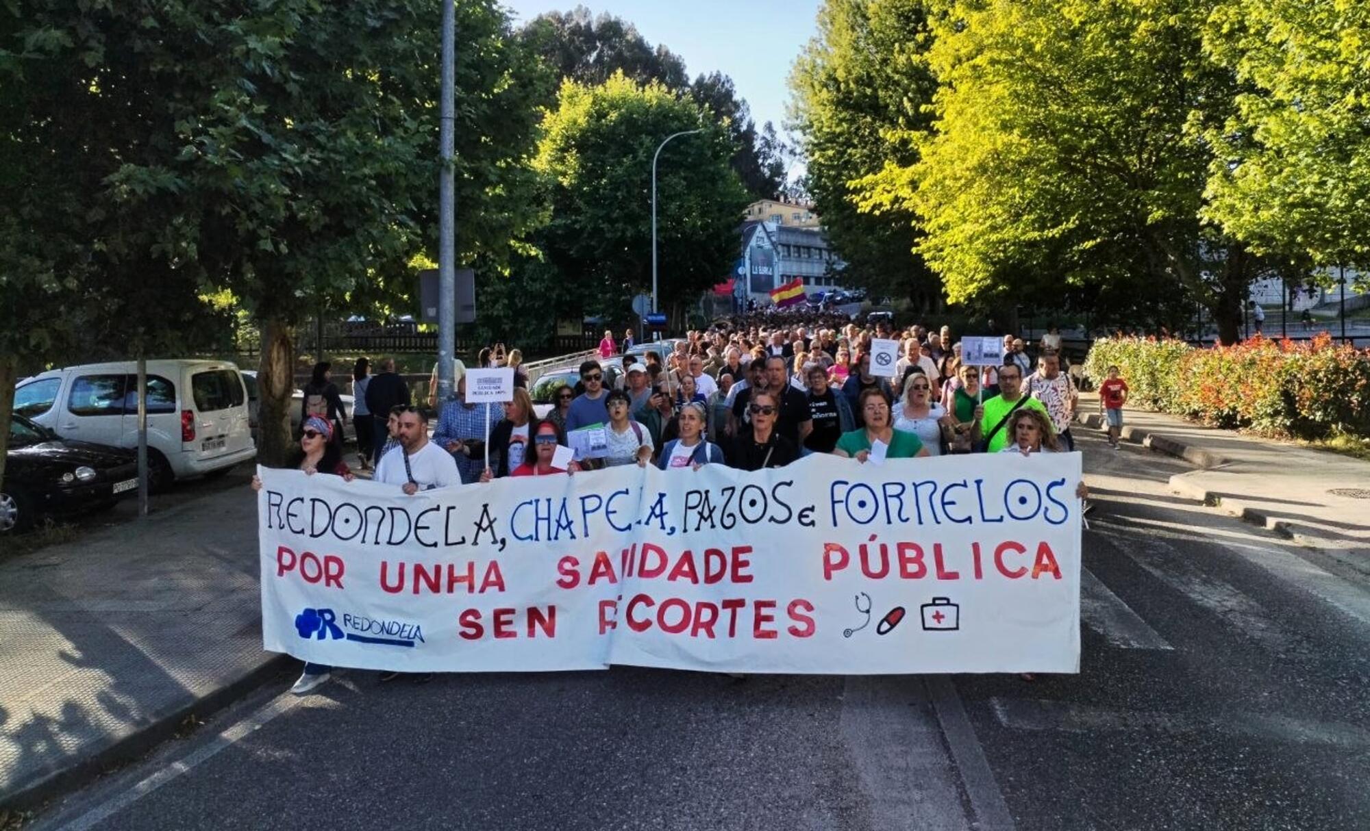 Unha das protestas no centro de Redondela