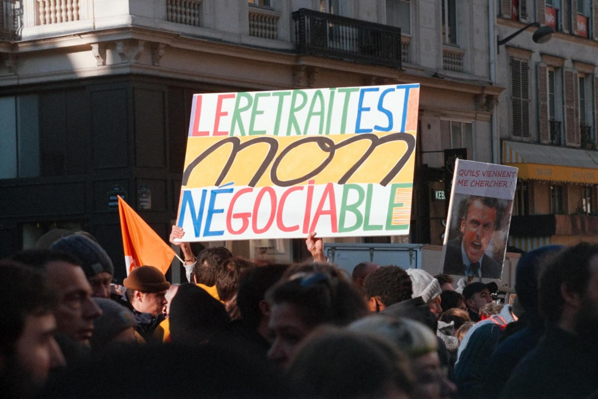 protesta pensiones francia color