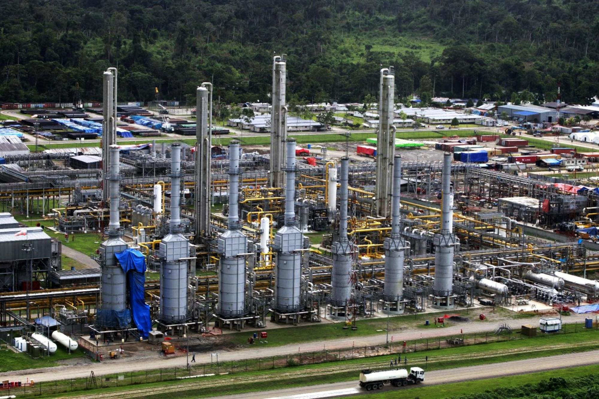 El proyecto gasífero de Camisea, en el sureste amazónico de Perú, ha sido definido como una "estafa" por el partido ganador de las últimas elecciones. Repsol es uno de los principales operadores y el BBVA, uno de sus financiadores.