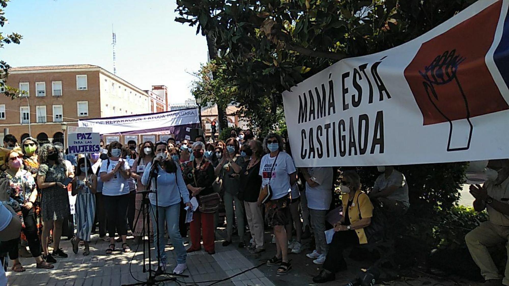 Mamá está castigada