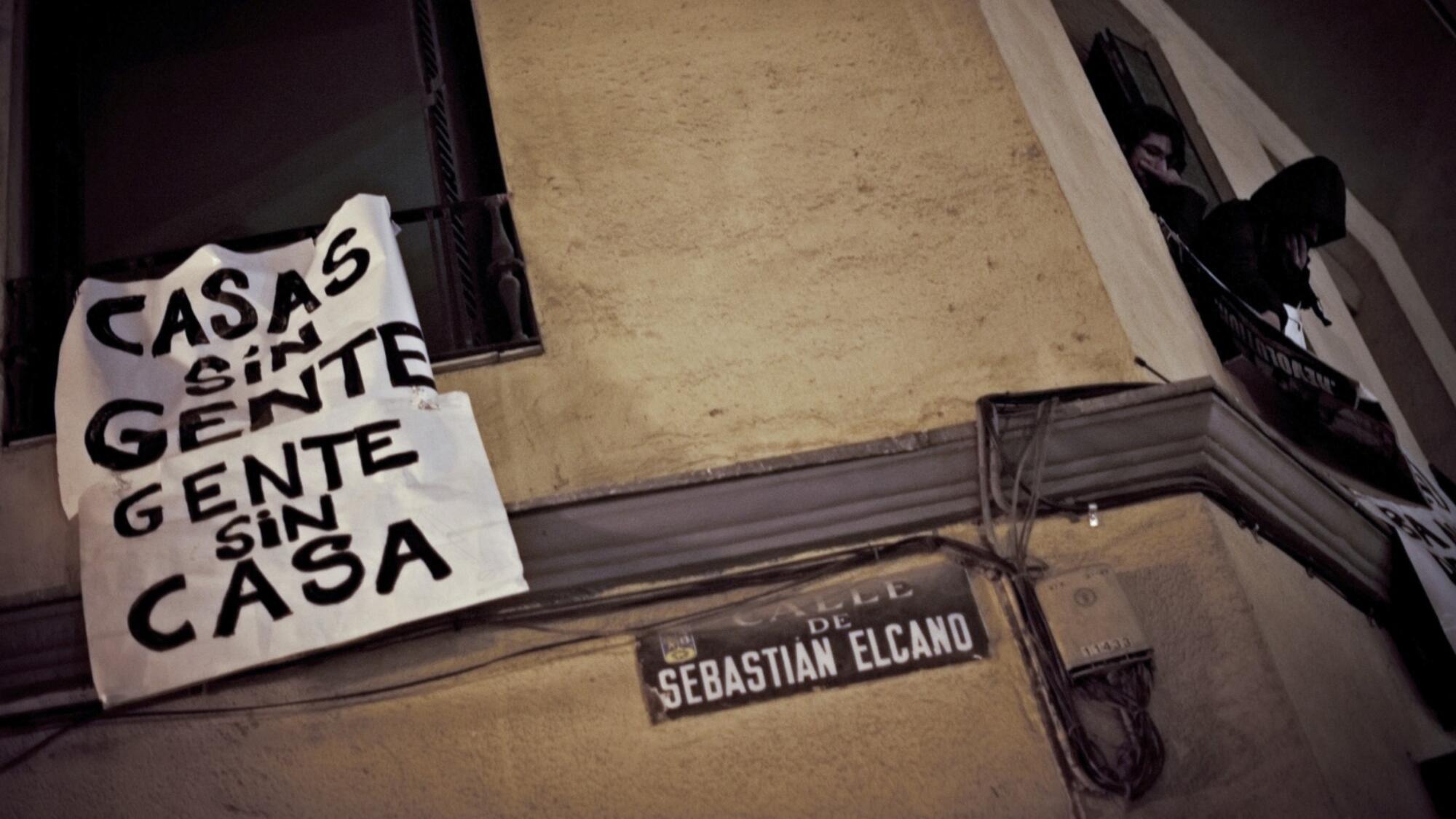 Pancarta Casas sin gente gente sin casas