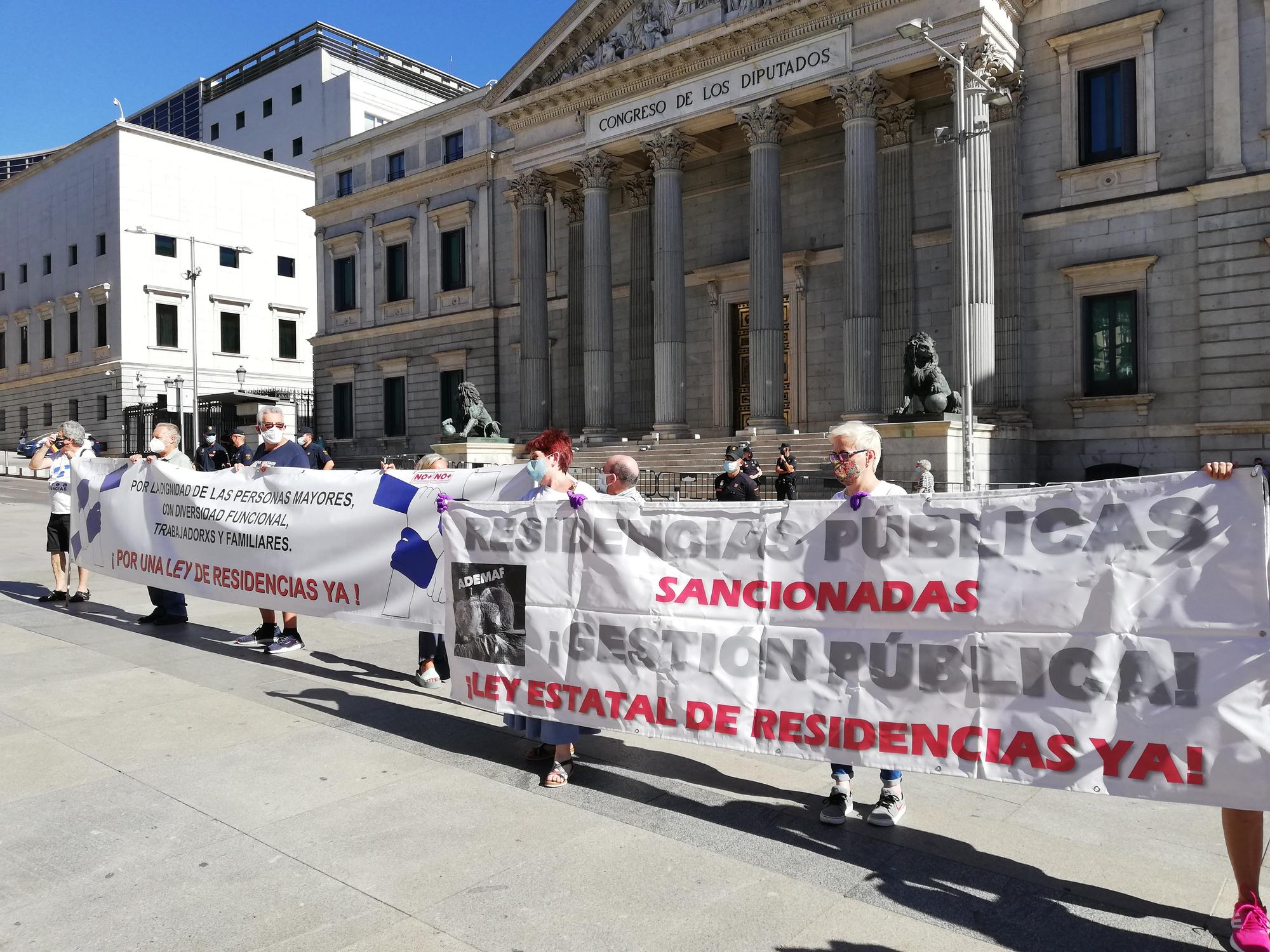 Marea residencias -concentración 19 agosto 2020