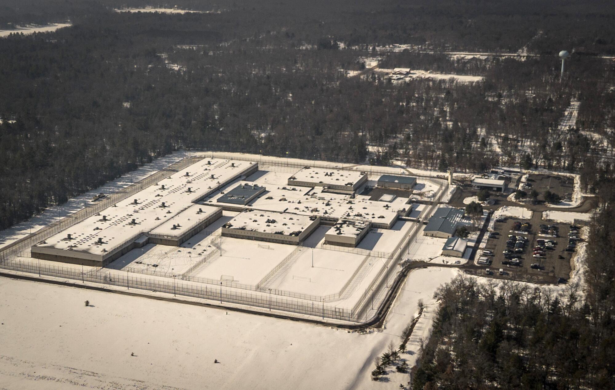 Protestas contra los abusos en el centro de detención para migrantes de North Lake (Michigan). - 9