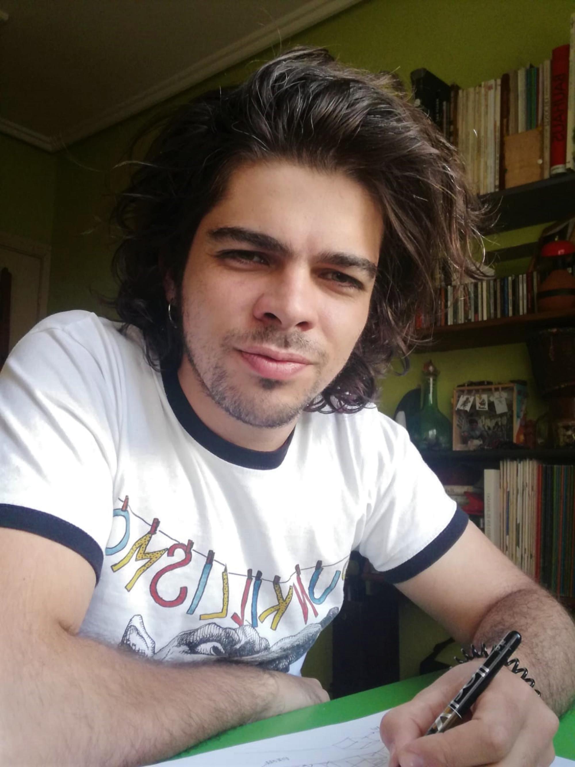 Guillermo Menéndez Quirós, dibujante e historietista.