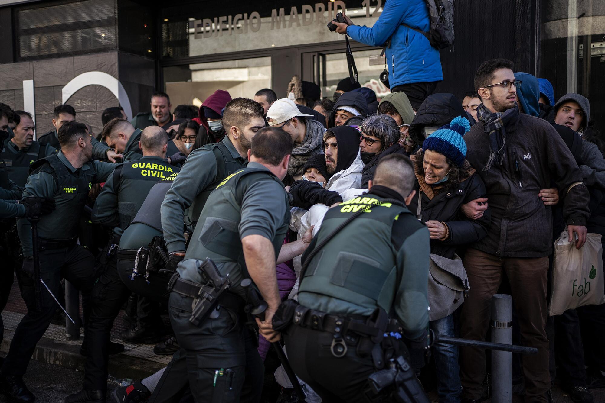 Artículo 47 enfoques 81 - 12