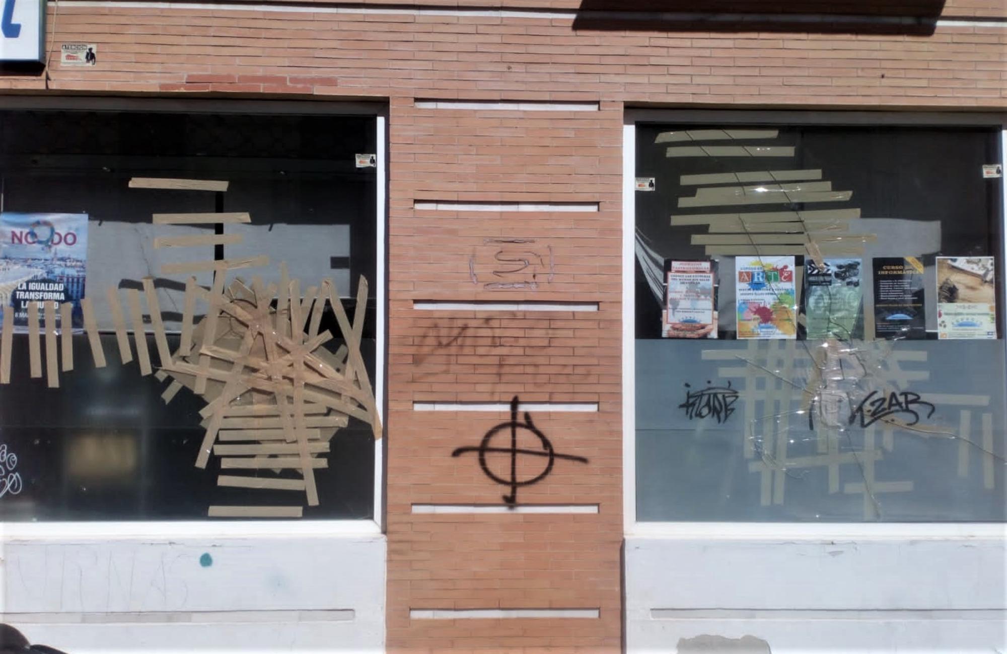 La Barqueta Sevilla vandalismo